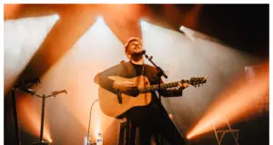 Funambulista en concierto