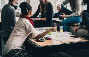 becas programa segunda oportunidad para jóvenes estudiantes