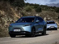 reparar un coche moderno