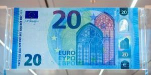 El nuevo billete de 20€, presentado en Europa.