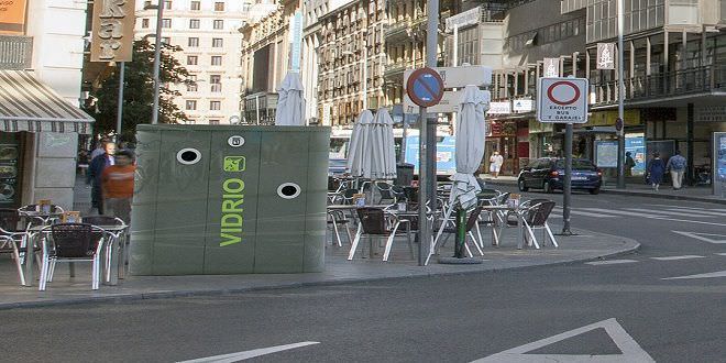 Nuevo mobiliario urbano en Madrid