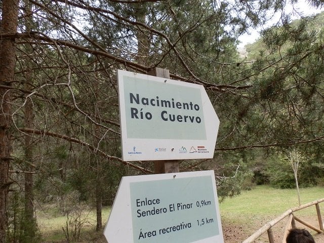 ruta al nacimiento del río cuervo carteles