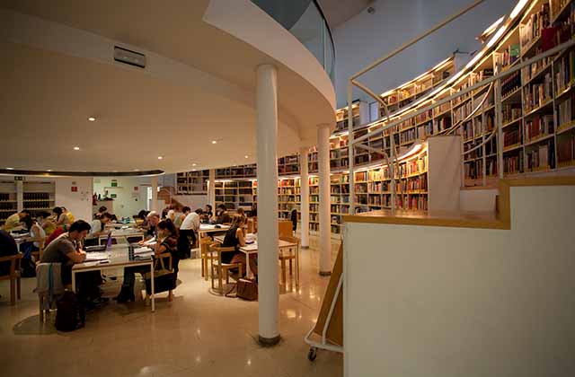 Biblioteca Pedro Salinas
