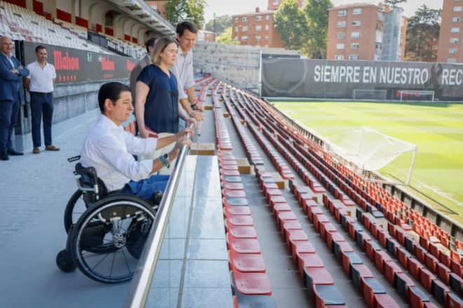 Accesibilidad para personas con movilidad reducida en el Estadio de Vallecas
