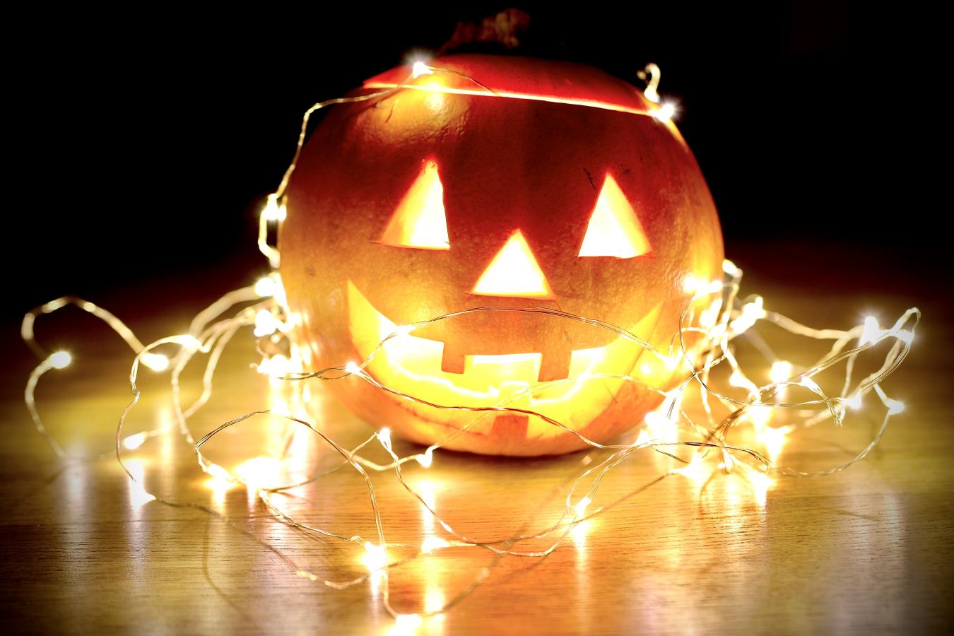 halloween decoración calabaza lukasz niescioruk unsplash