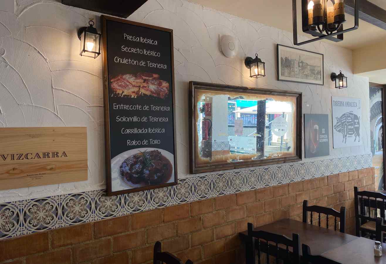 taberna andaluza paredes