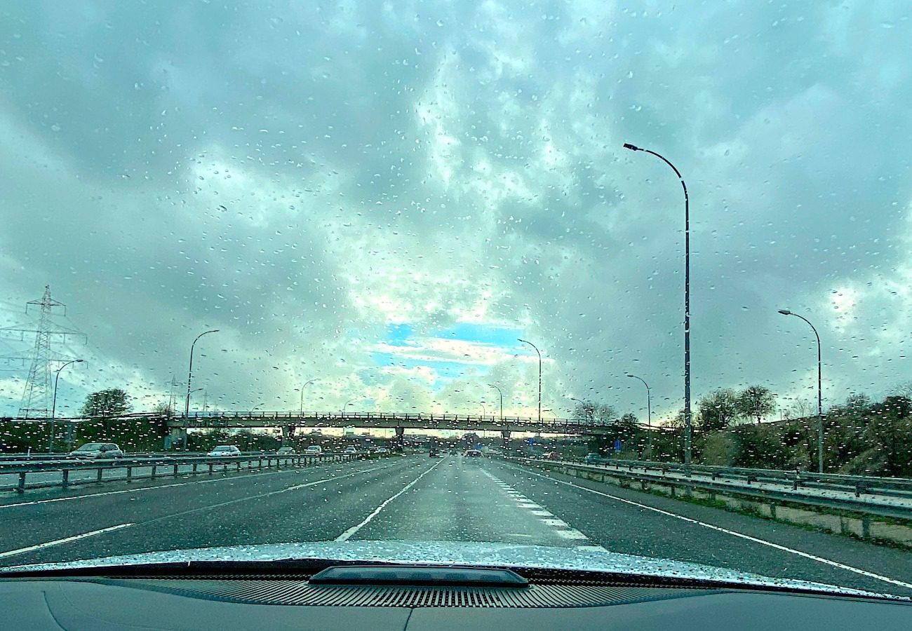 conducir con lluvia
